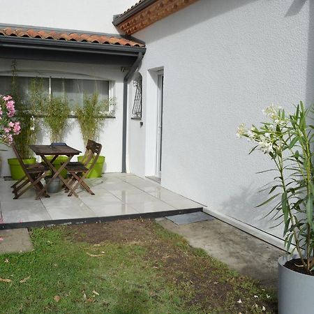 Domaine De L'Espiguette Bed & Breakfast Biganos Exterior foto